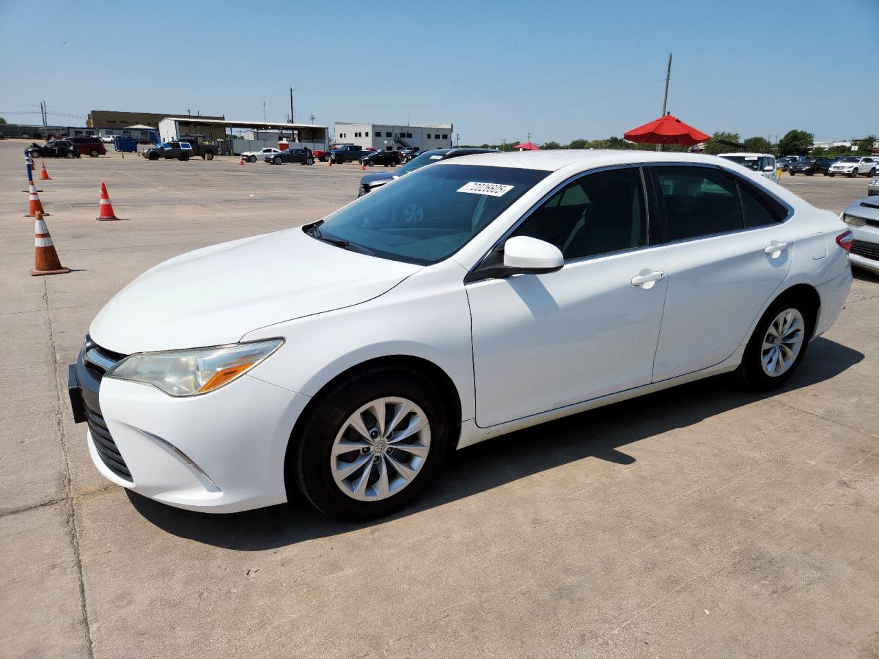 2015 Toyota Camry le LE