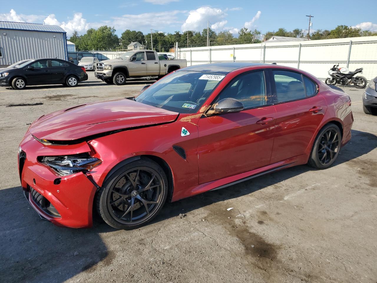 Alfa romeo Giulia qua