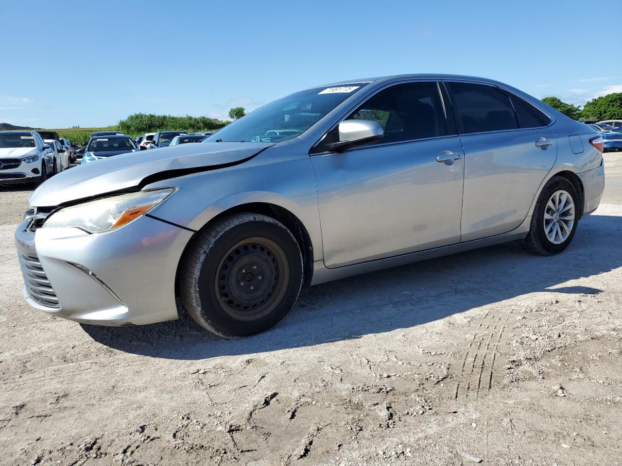 2017 Toyota Camry le LE