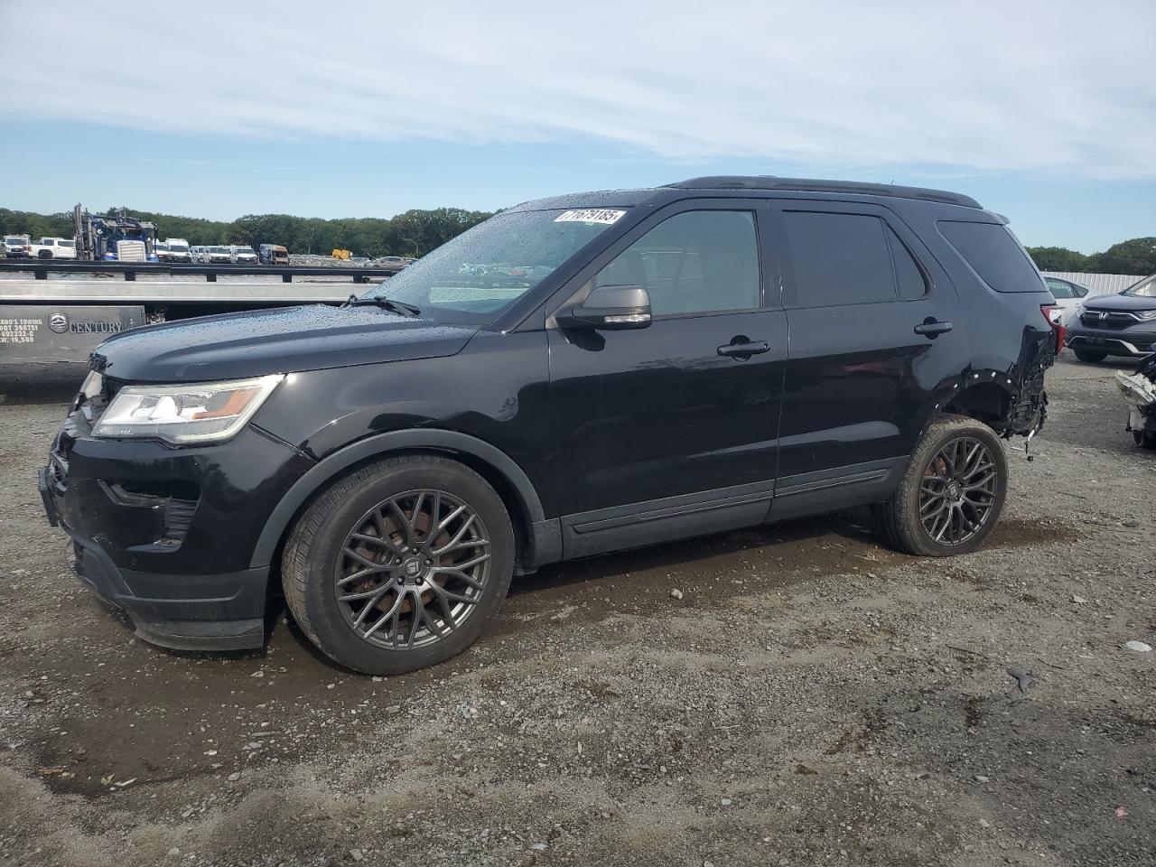 2019 Ford Explorer x XLT