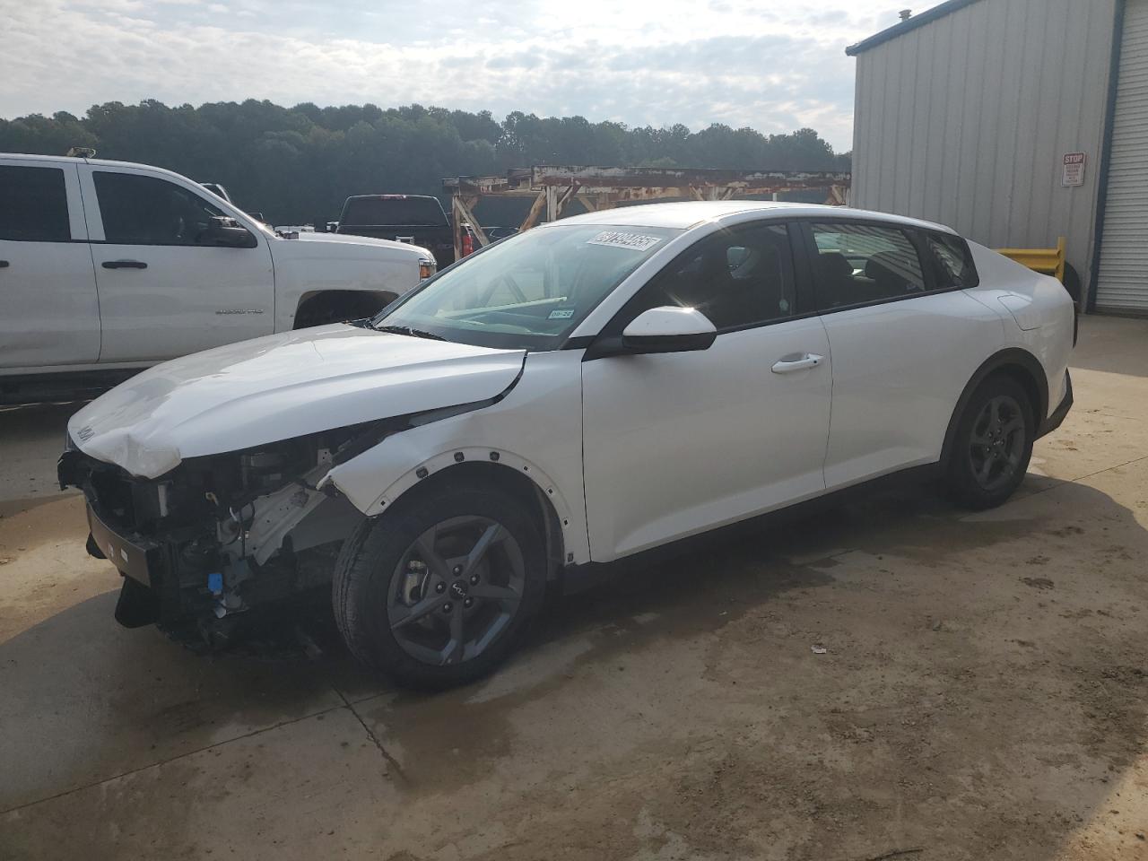 Kia K4