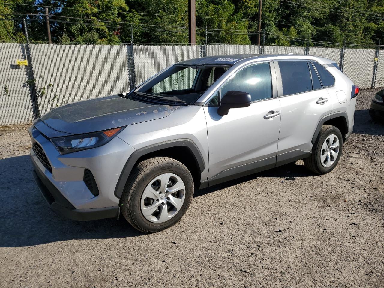 2022 Toyota Rav4 le LE