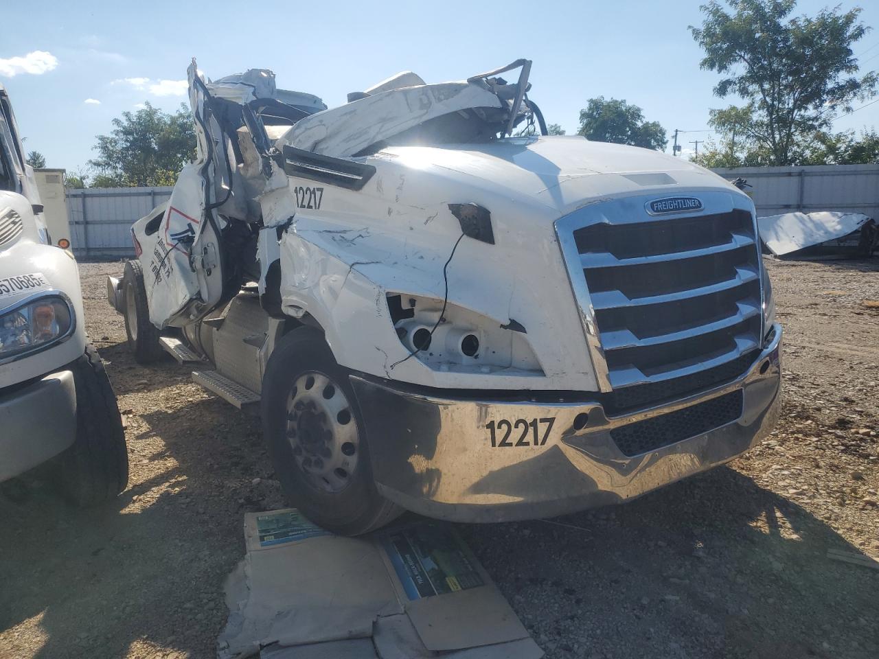 2022 Freightliner Cascadia 1