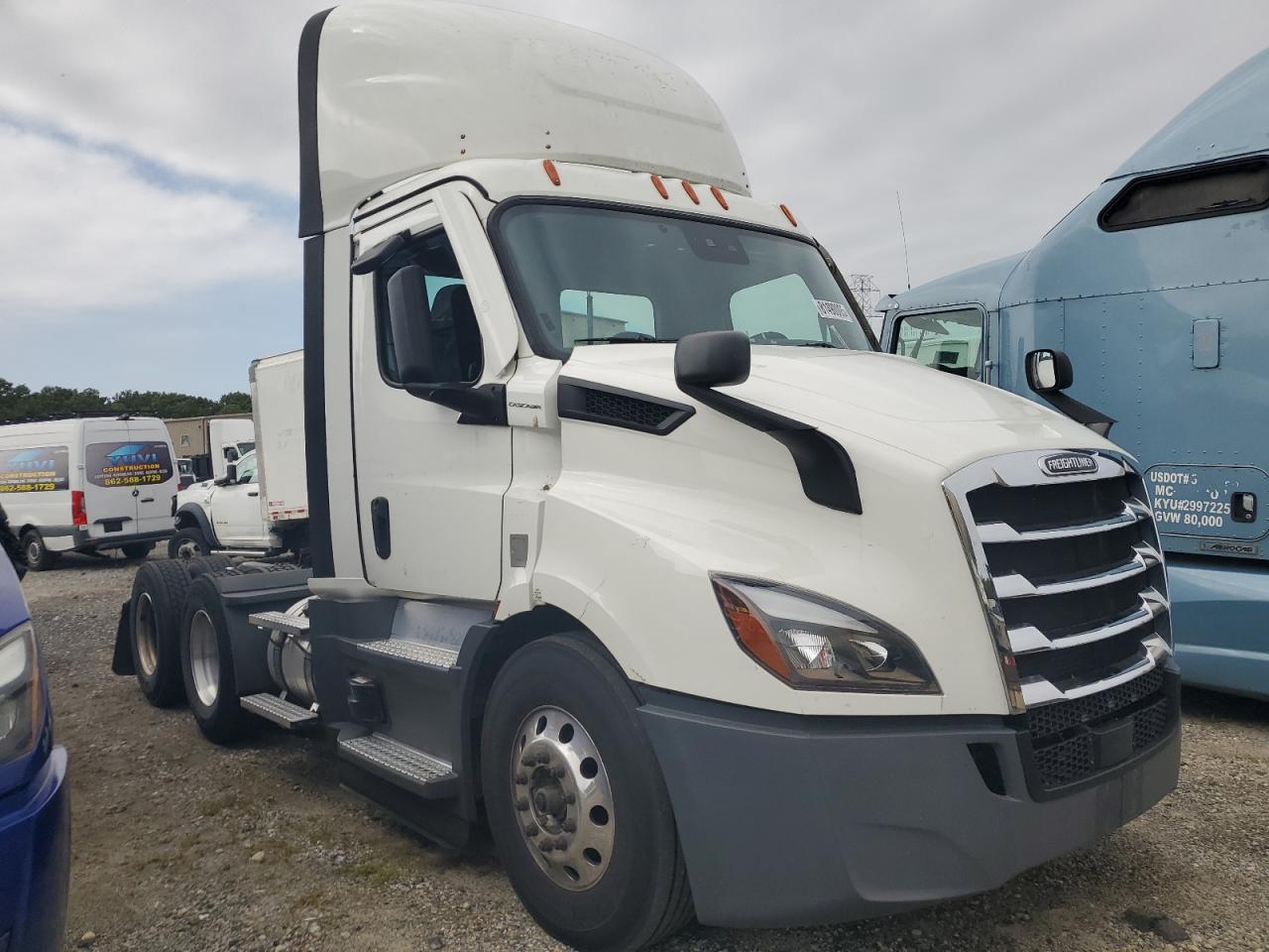 2024 Freightliner Cascadia 1