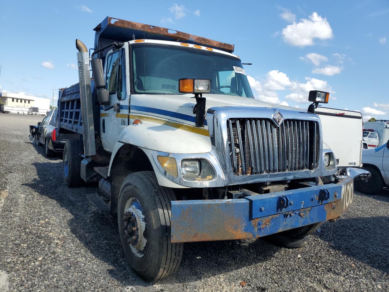 2005 International 7400 Dump Truck
