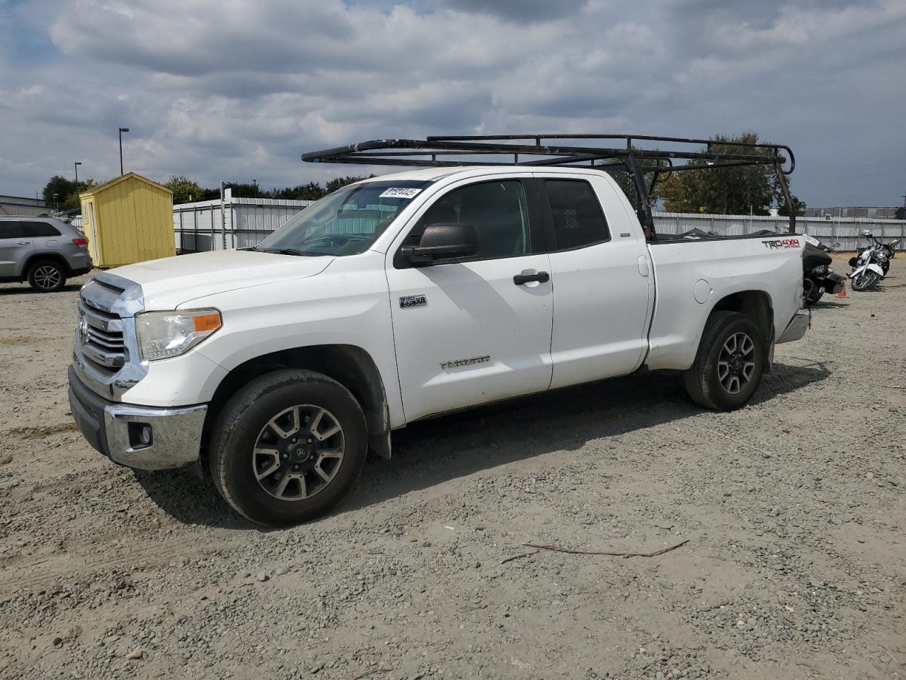 2017 Toyota Tundra dou DOUBLE CAB SR