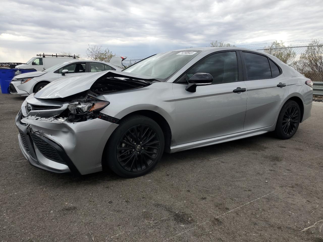 2022 Toyota Camry se SE