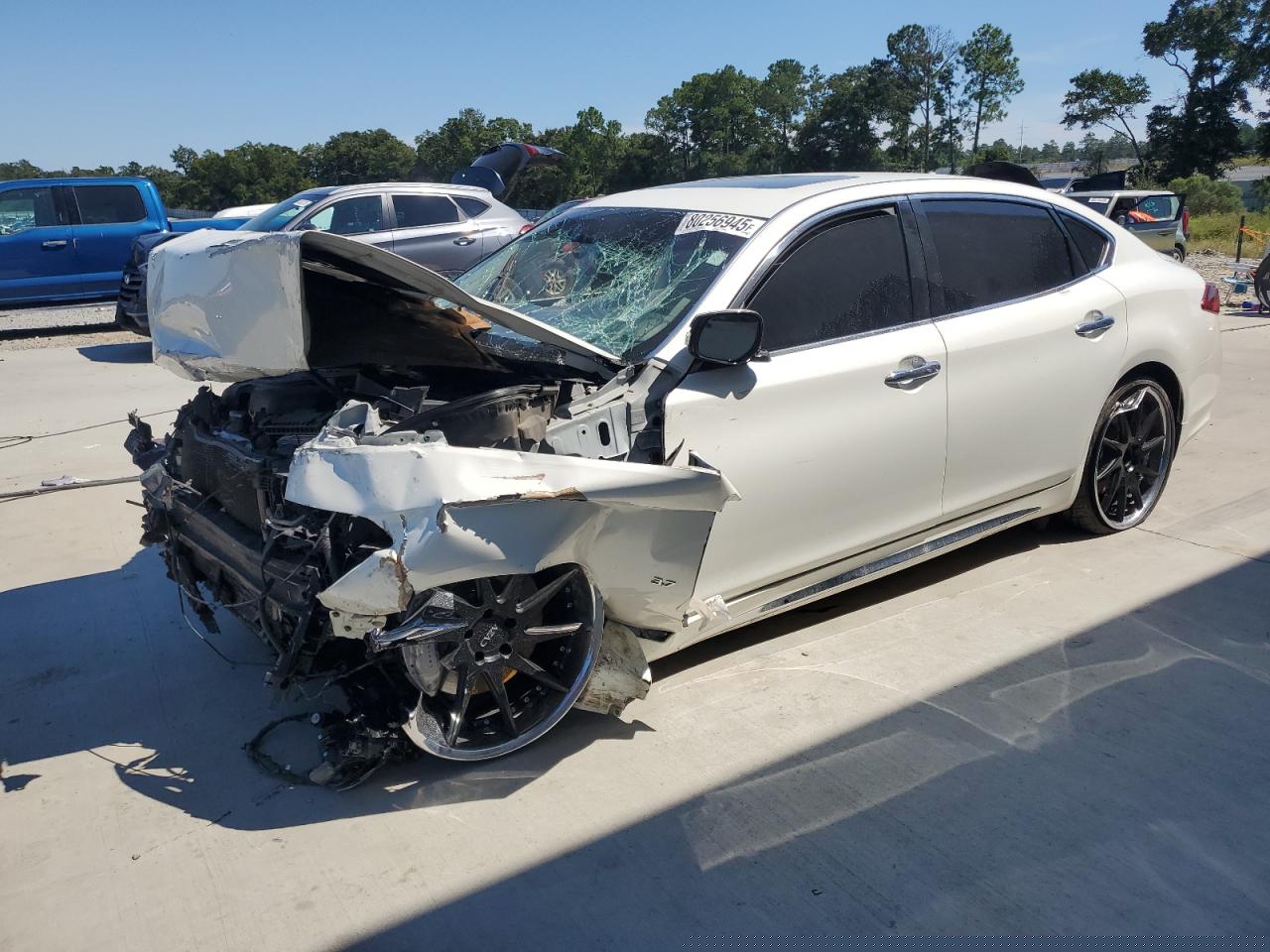 2016 Infiniti Q70