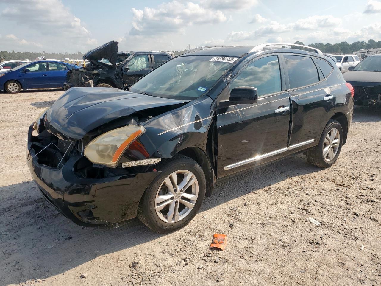 2013 Nissan Rogue s S