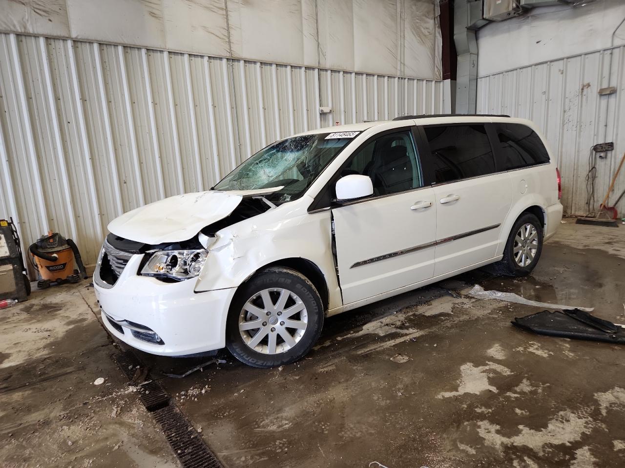 2013 Chrysler Town & cou TOURING
