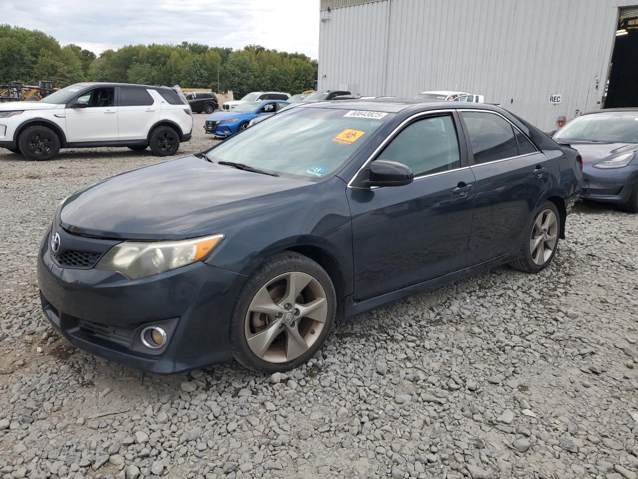 2014 Toyota Camry l L