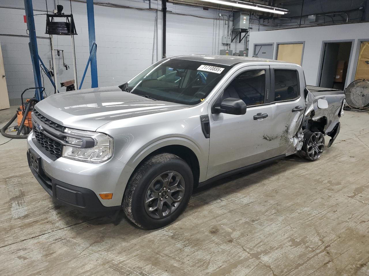 2023 Ford Maverick x XL