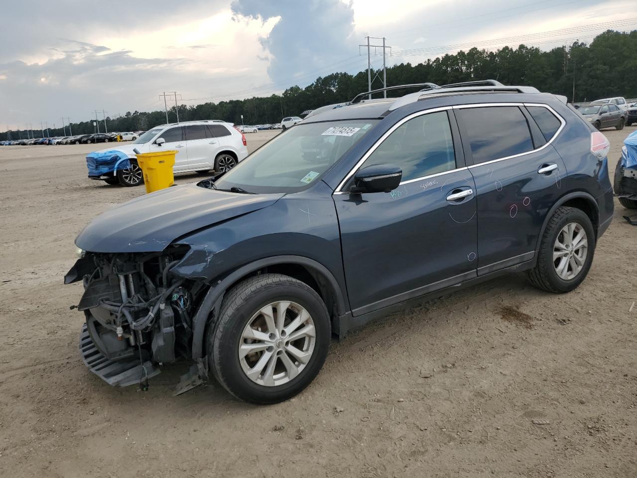 2015 Nissan Rogue s S