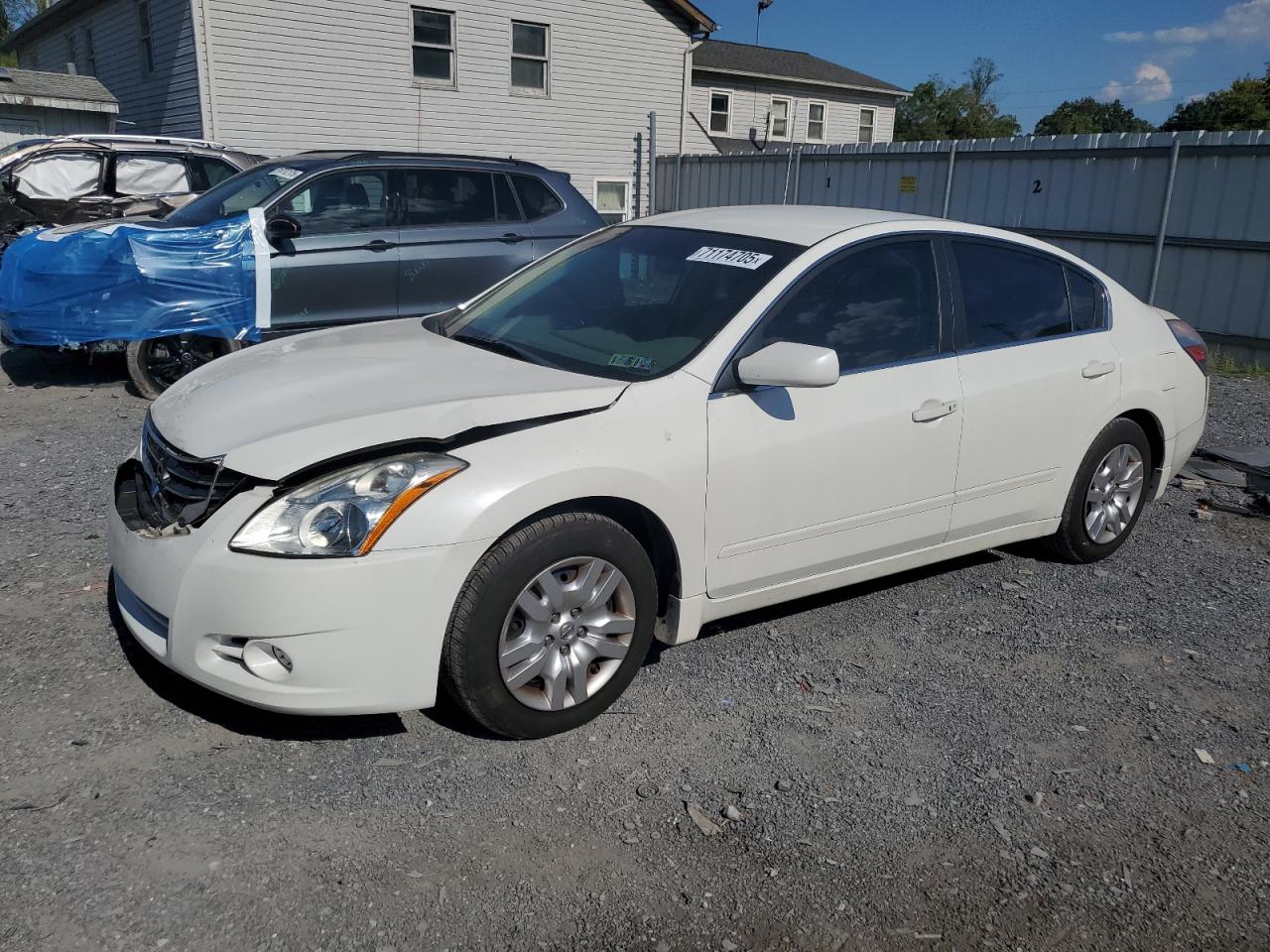 2012 Nissan Altima bas BASE