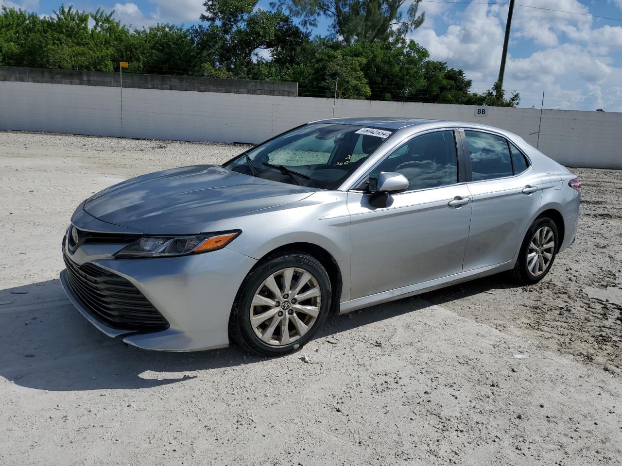 2020 Toyota Camry le LE