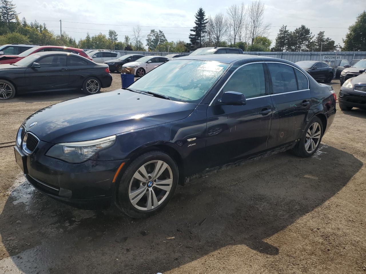 2010 BMW 528 xi XI