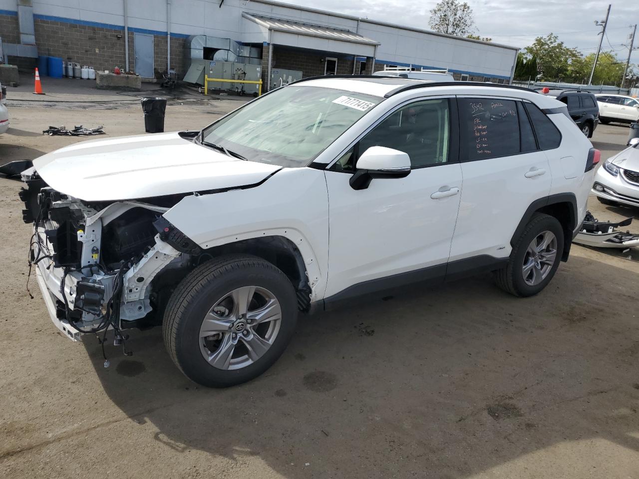 2025 Toyota Rav4 xle XLE