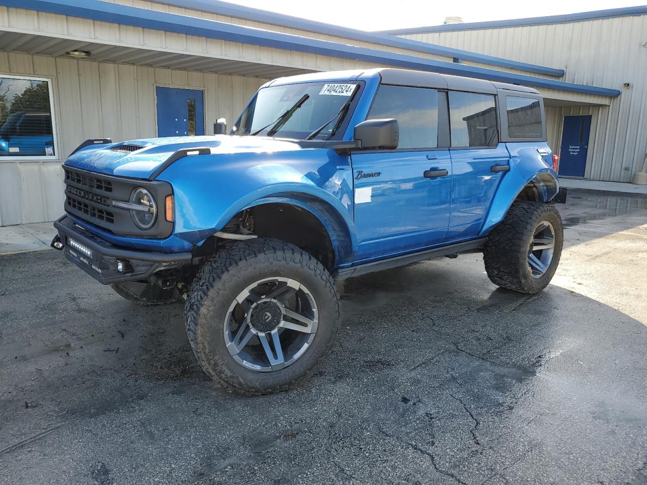 2023 Ford Bronco Base
