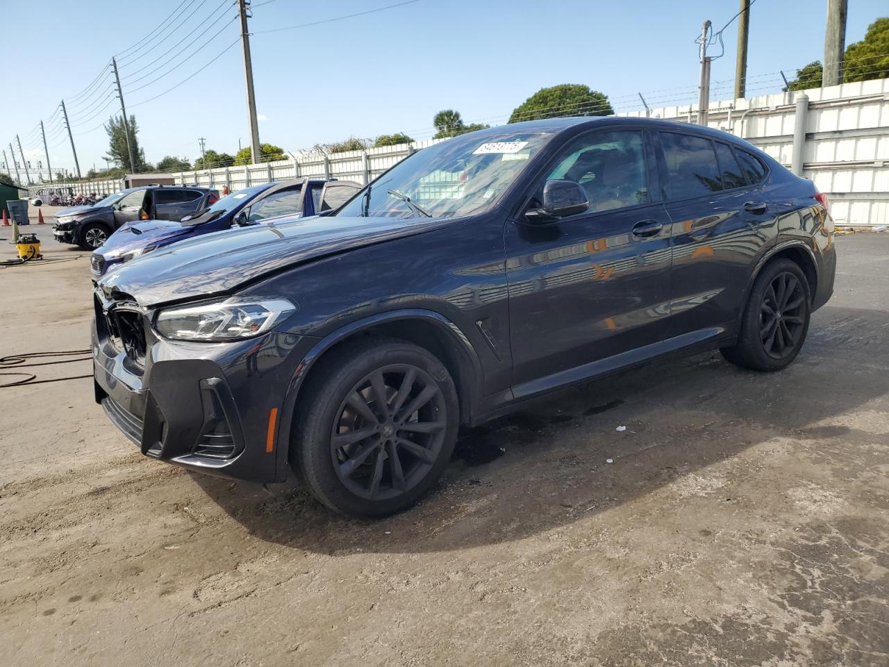 2022 BMW X4
