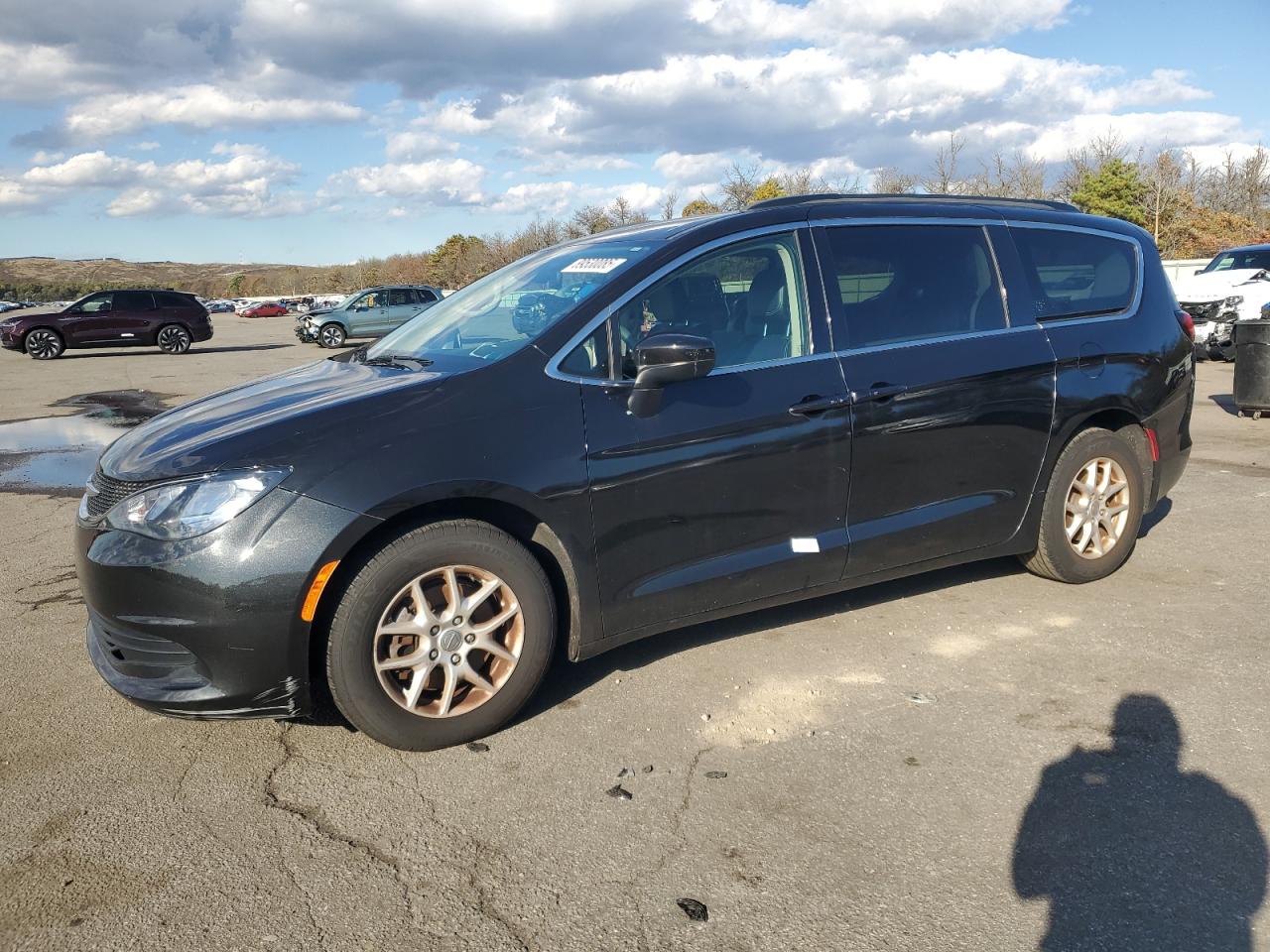 2020 Chrysler Voyager