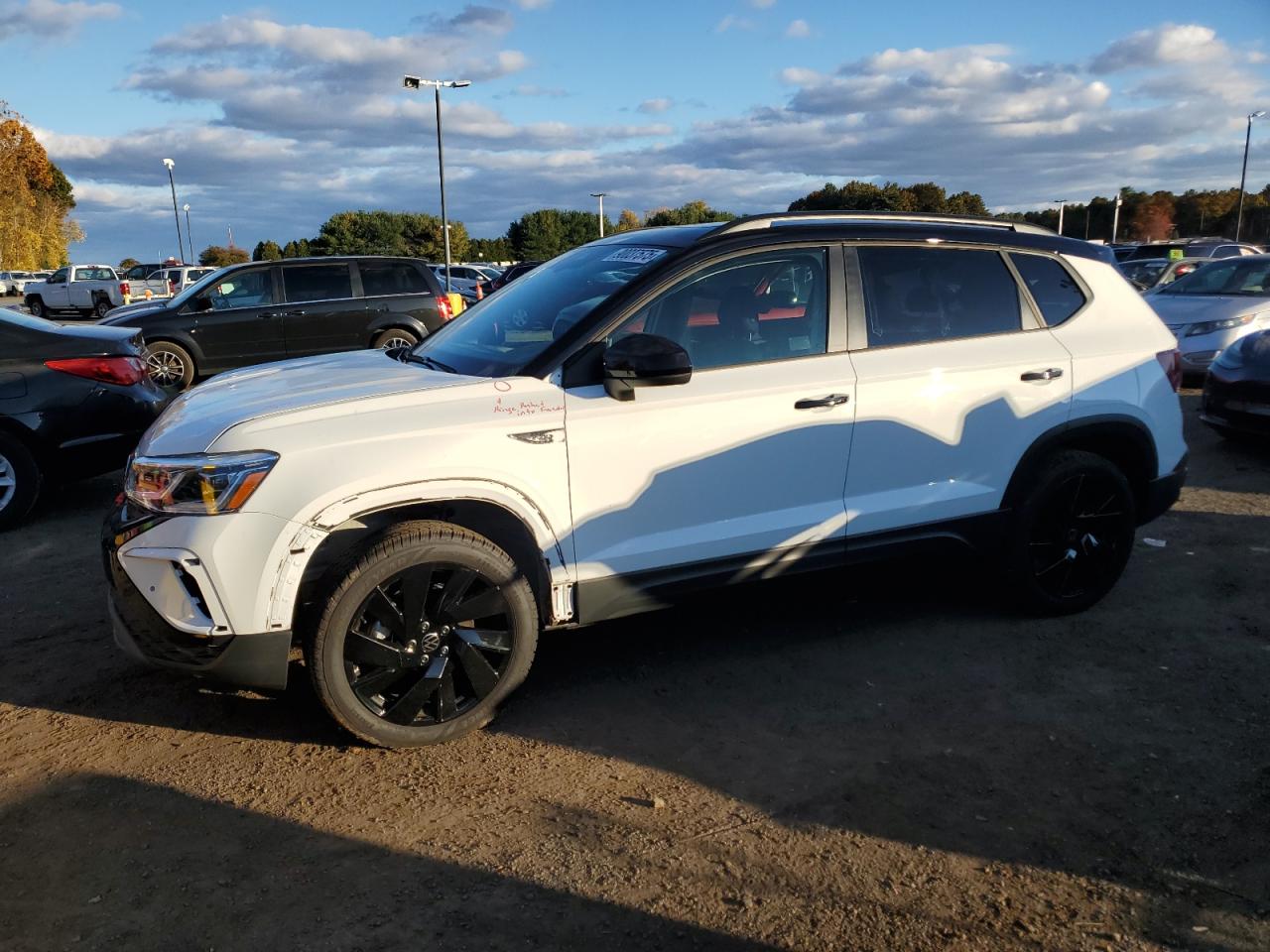 2024 Volkswagen Taos