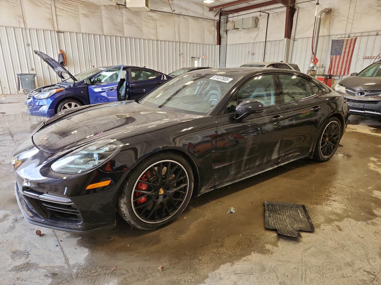 2018 Porsche Panamera