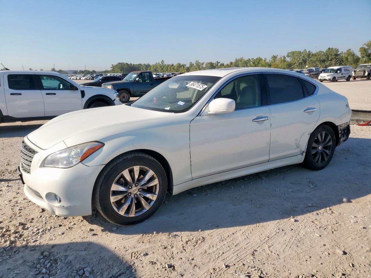 2011 Infiniti M37
