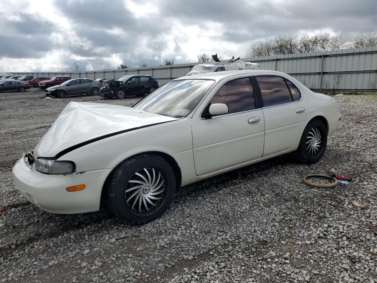 Infiniti J30