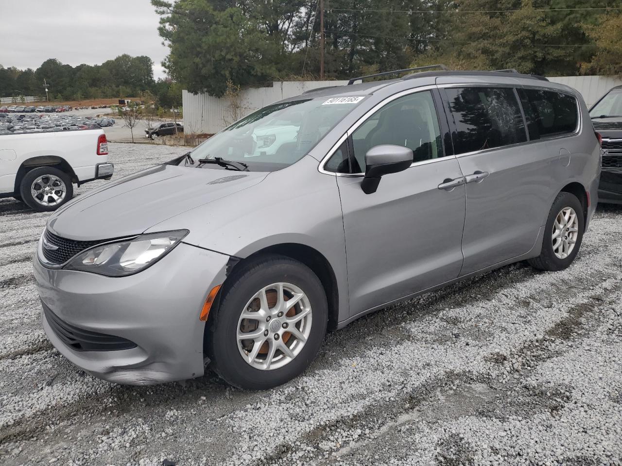 2020 Chrysler Voyager