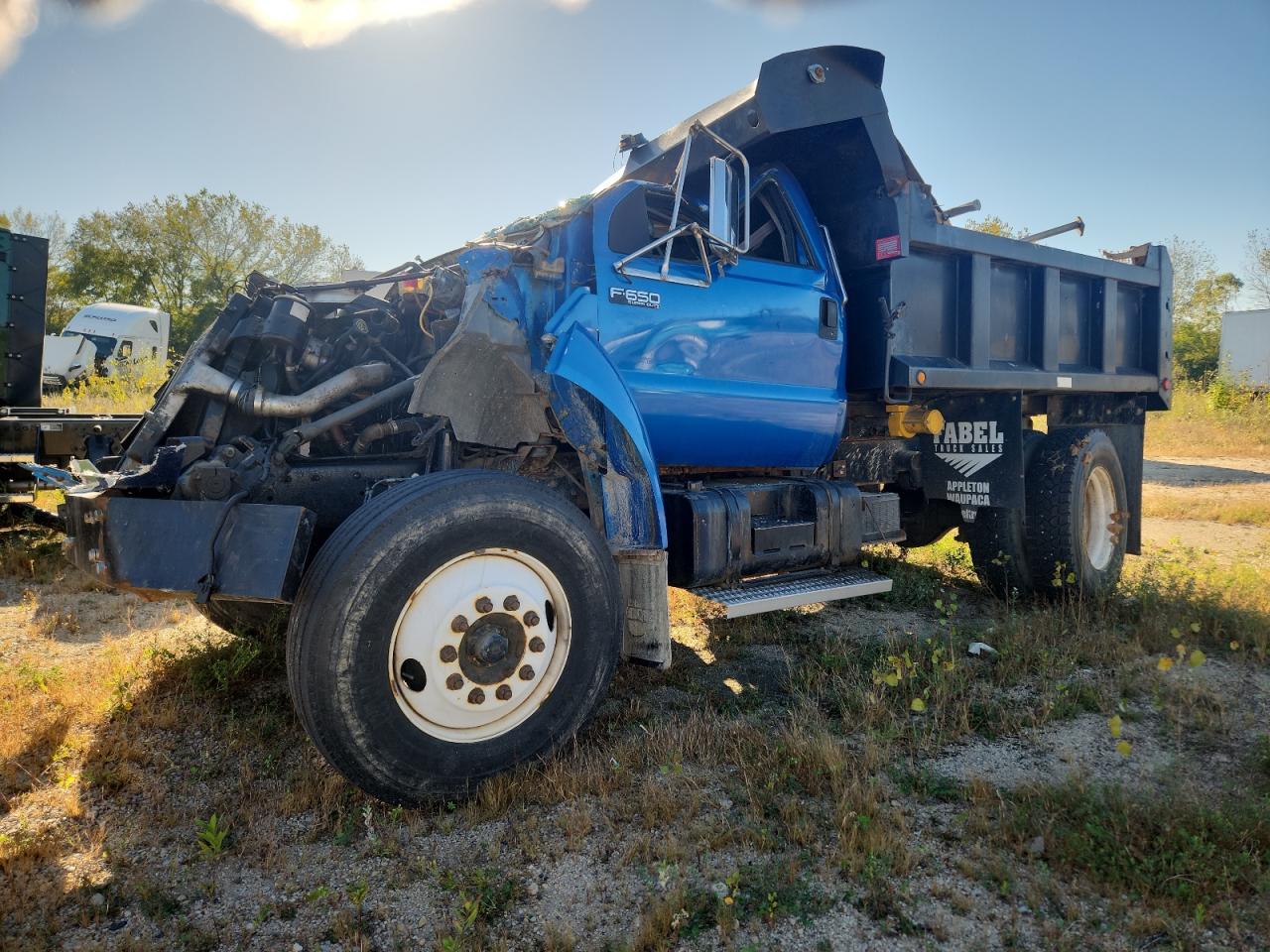 2000 Ford F-650