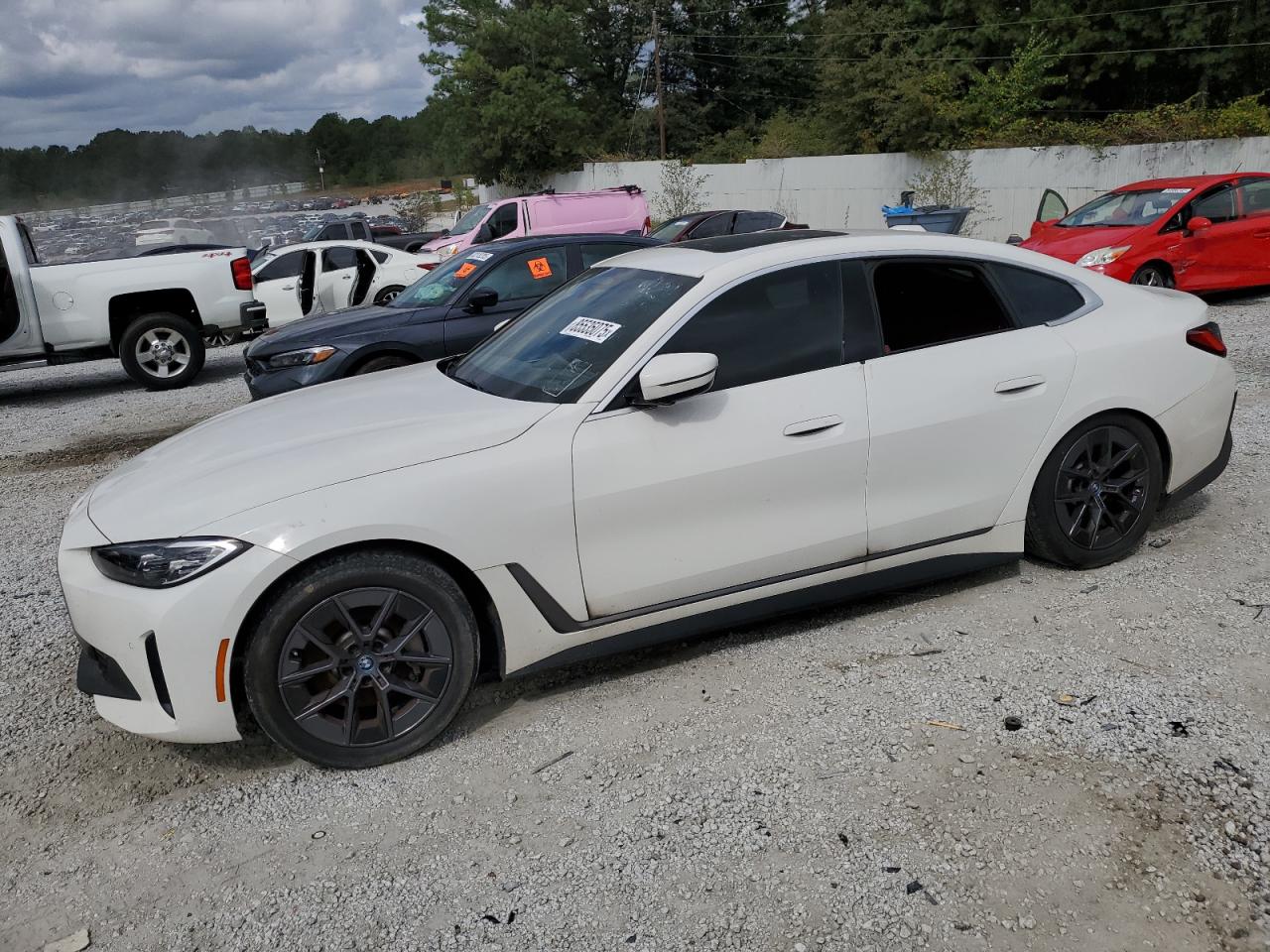 BMW i4