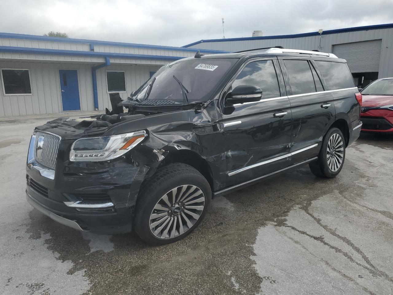 Lincoln Navigator