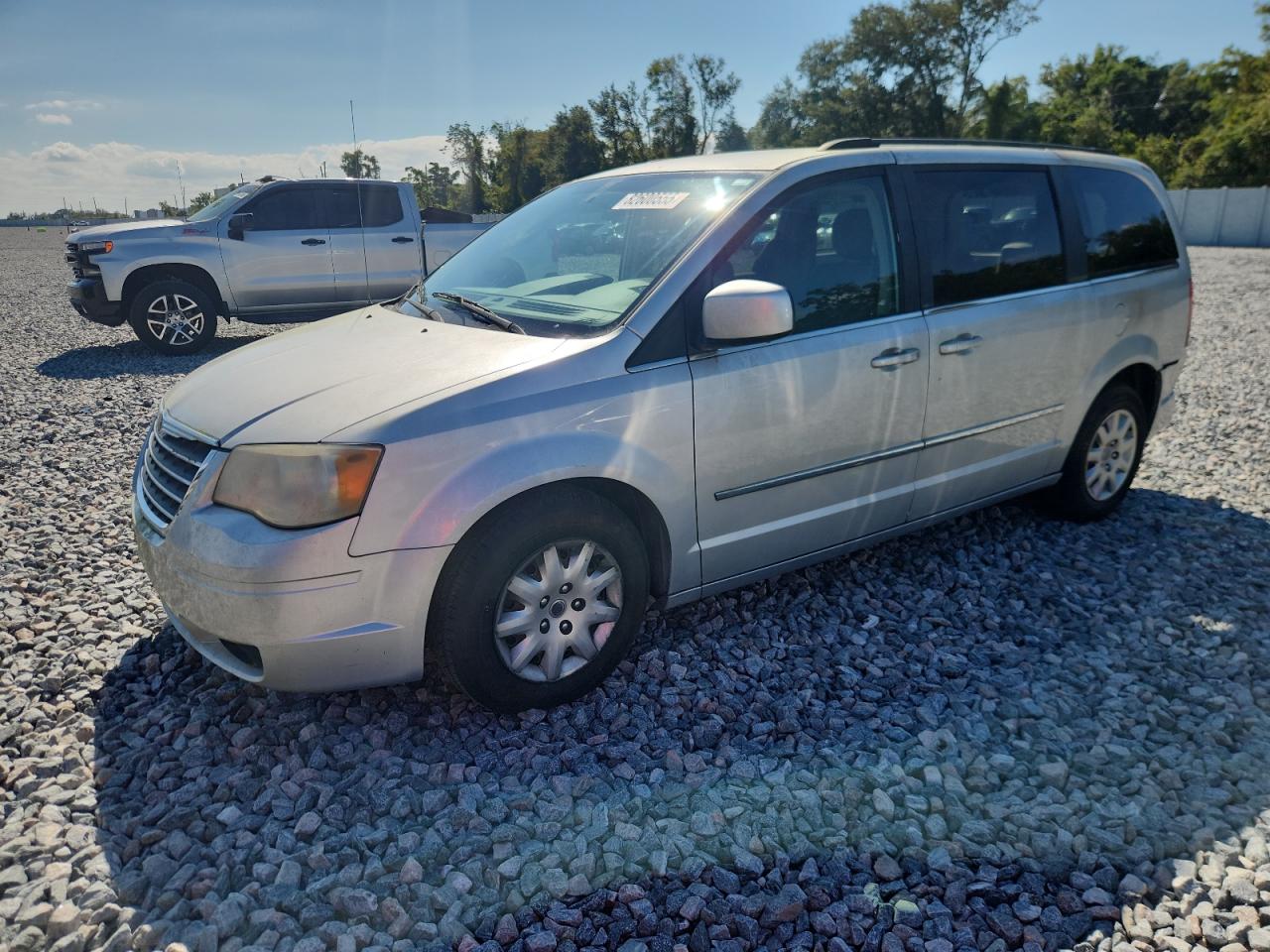 2010 Chrysler Town & Country