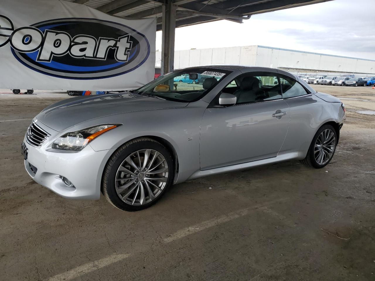 Infiniti Q60