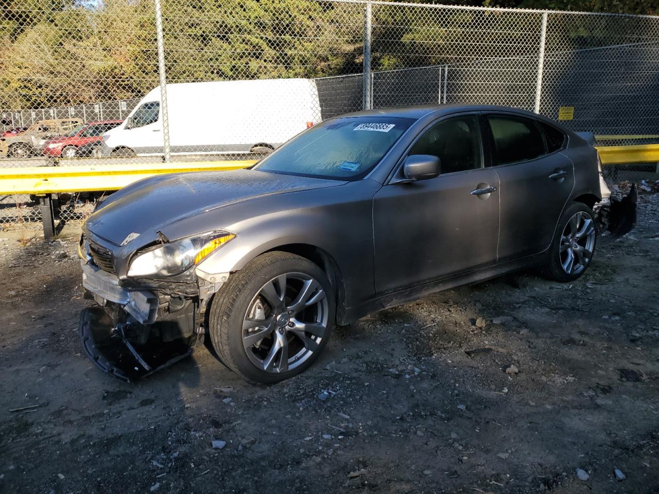 2013 Infiniti M37