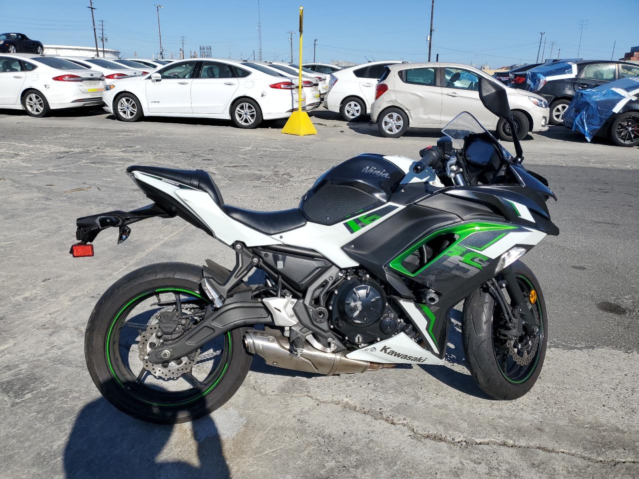 2022 Kawasaki Ex650
