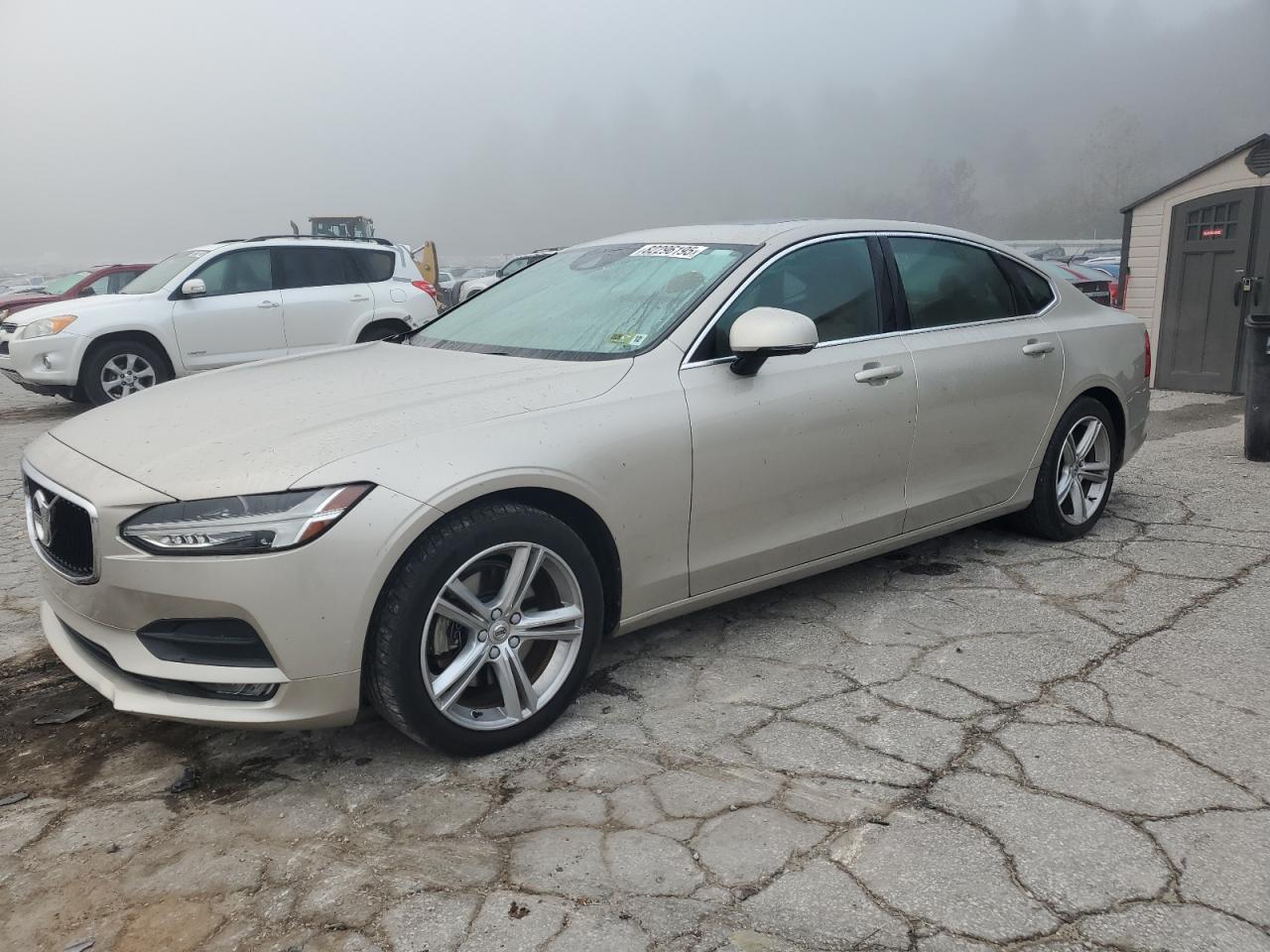 2018 Volvo S90