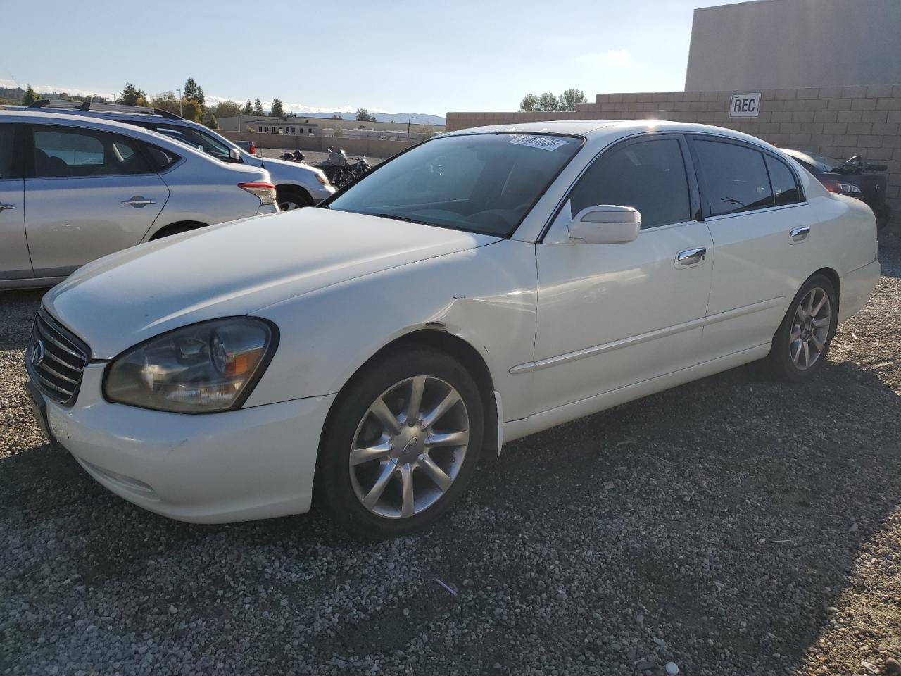 2003 Infiniti Q45