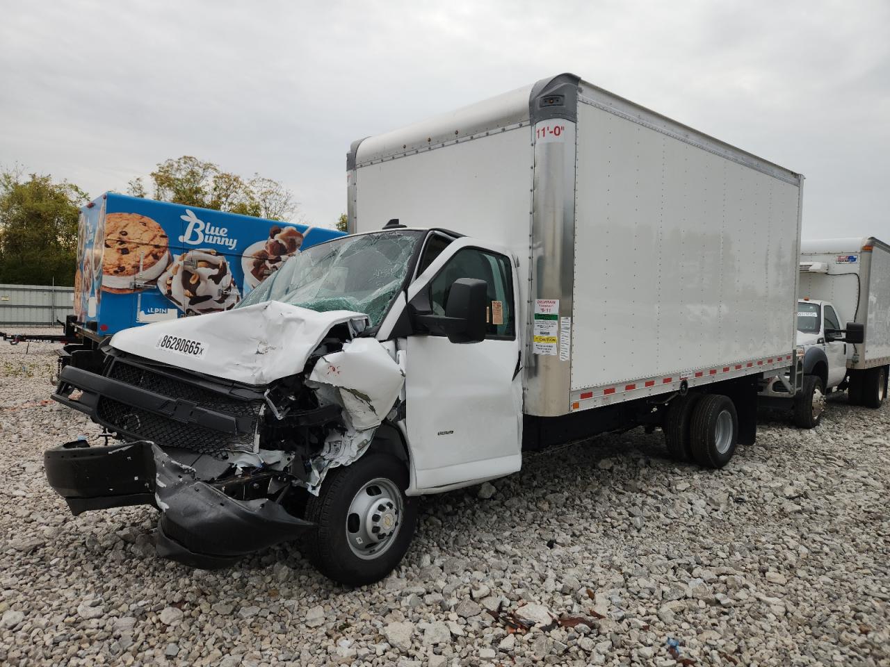 2025 Chevrolet Express 3500