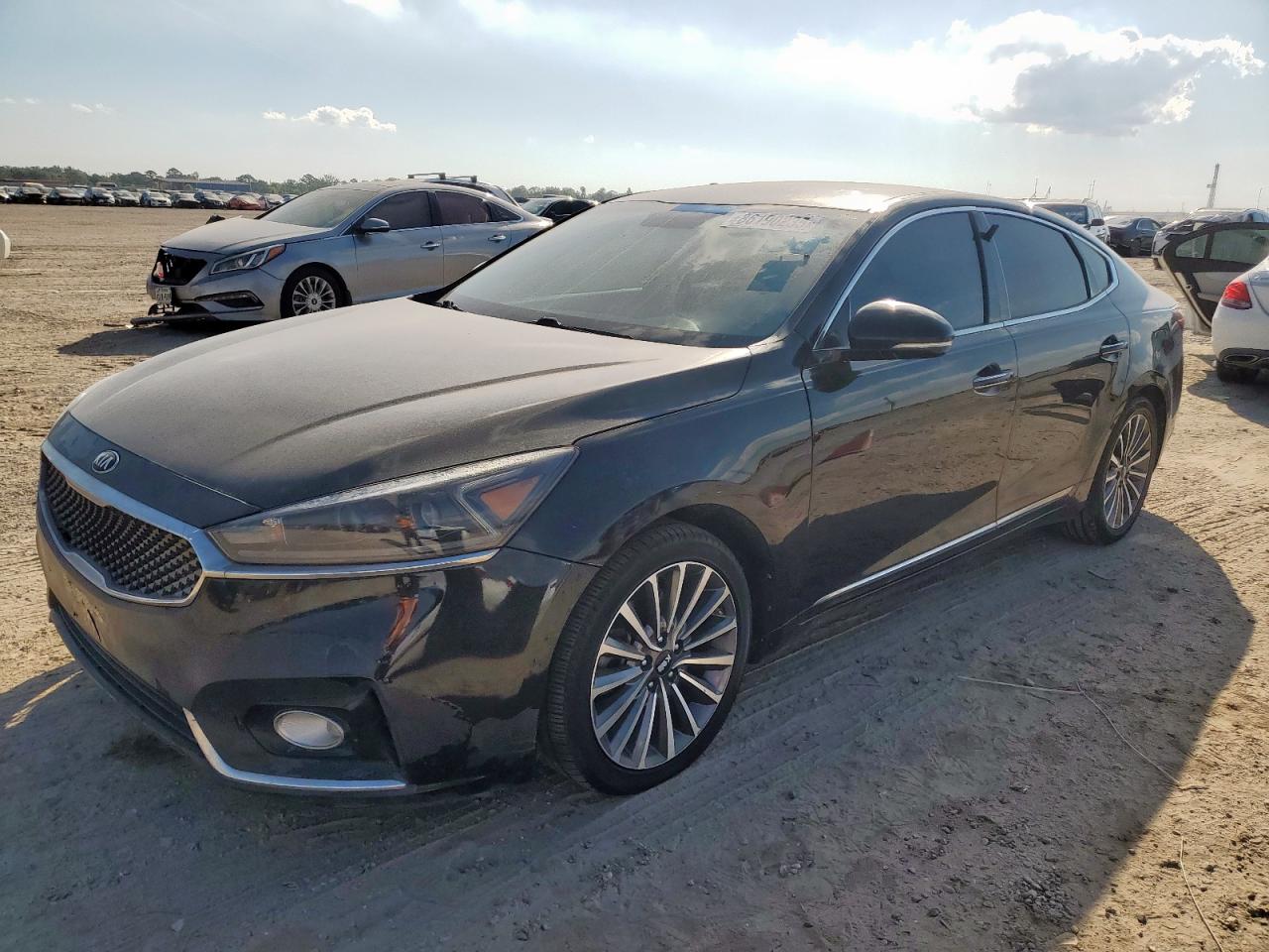 2017 Kia Cadenza