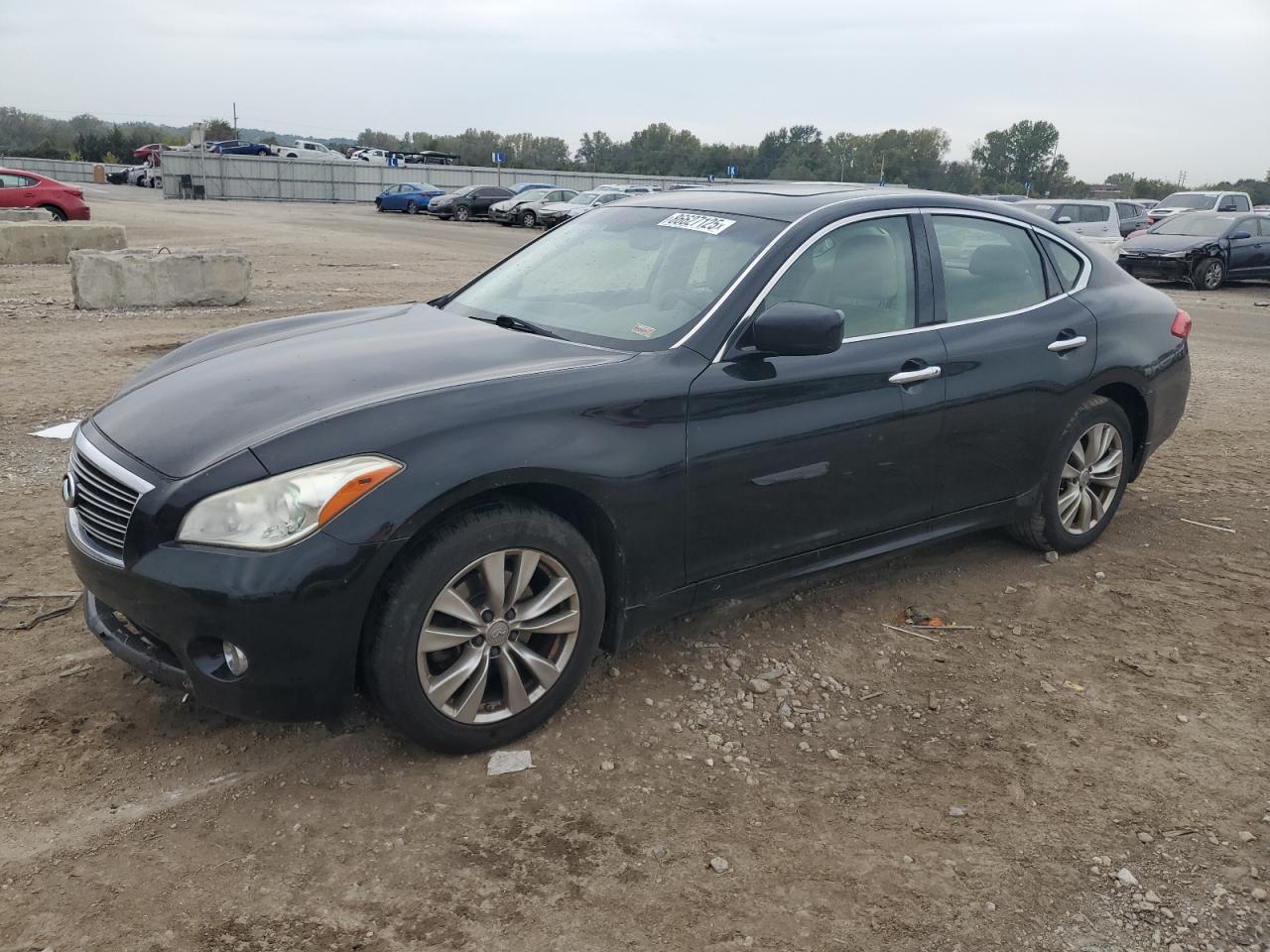 2012 Infiniti M37