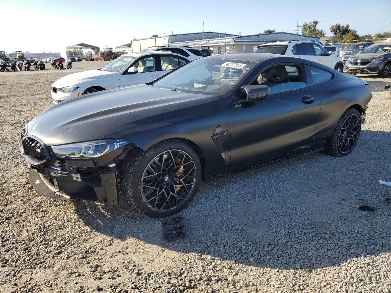 2023 BMW M8