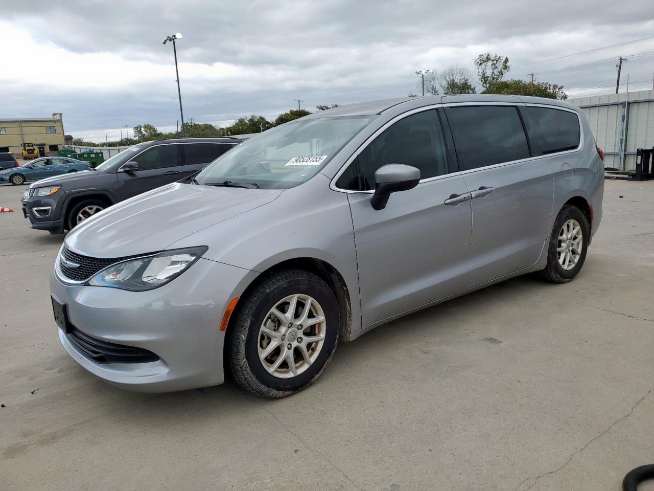 2020 Chrysler Voyager