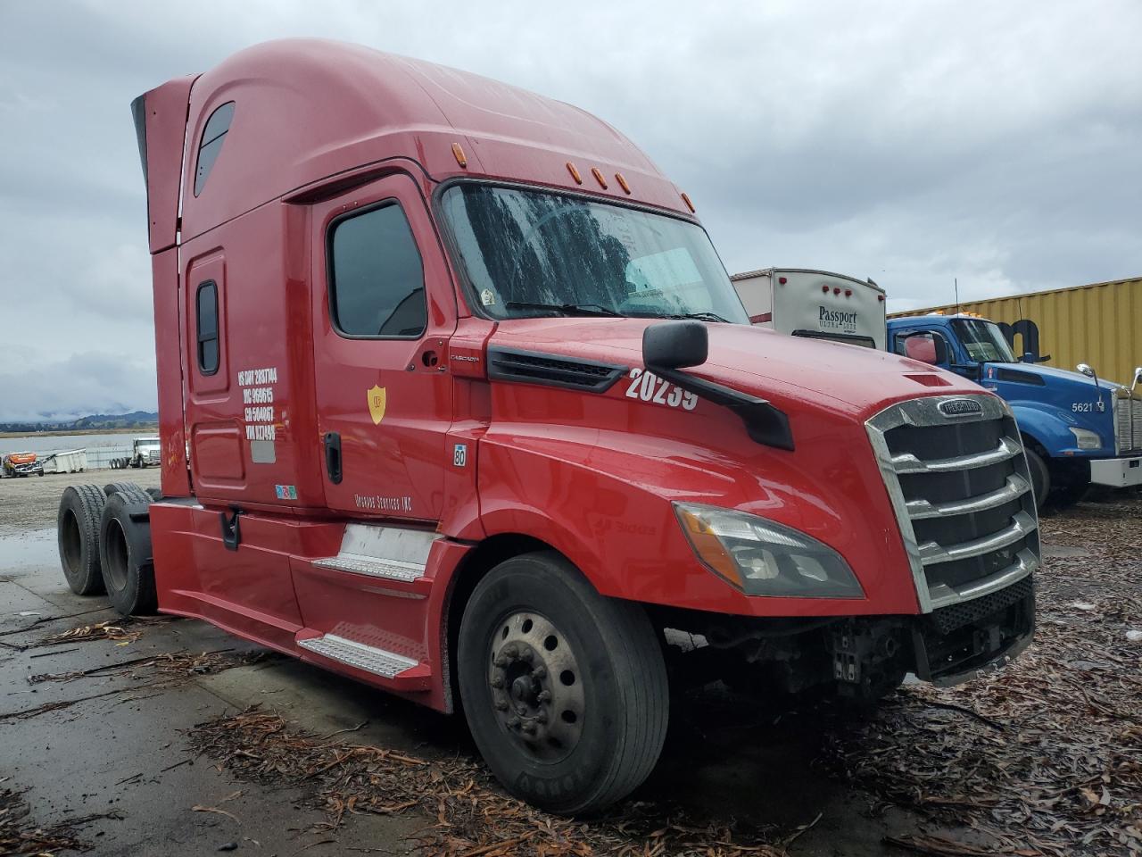 Freightliner Cascadia 126