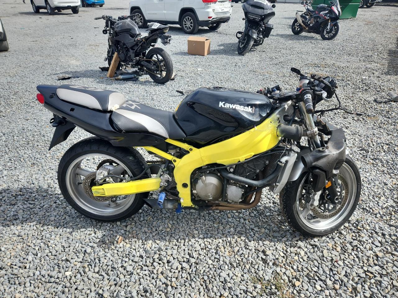 Kawasaki J1