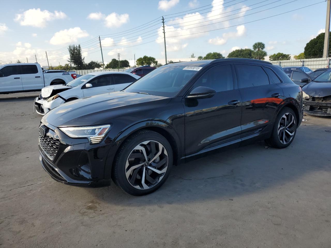 2024 Audi Q8