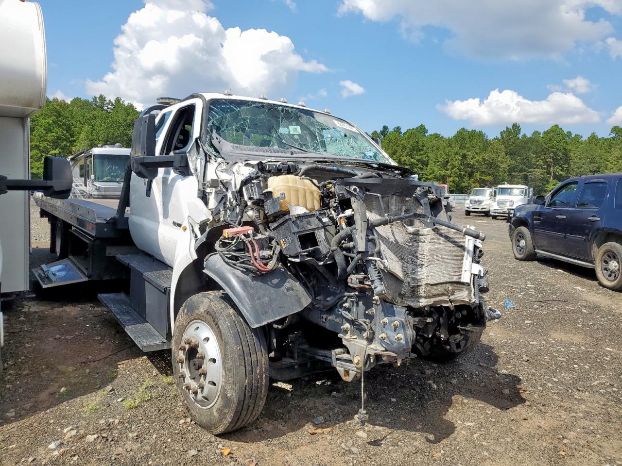 2019 Ford F-650