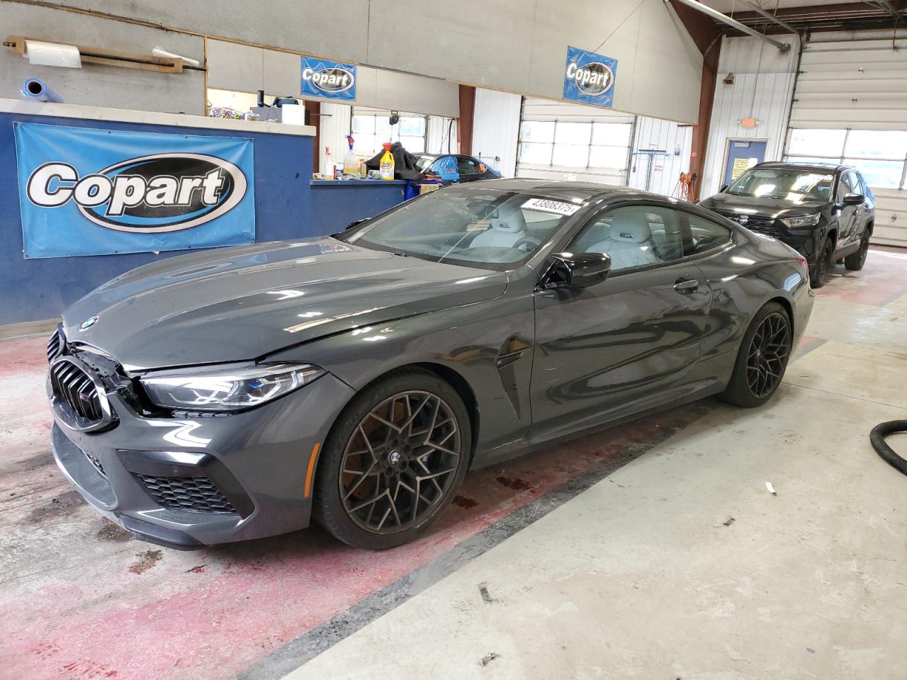2020 BMW M8