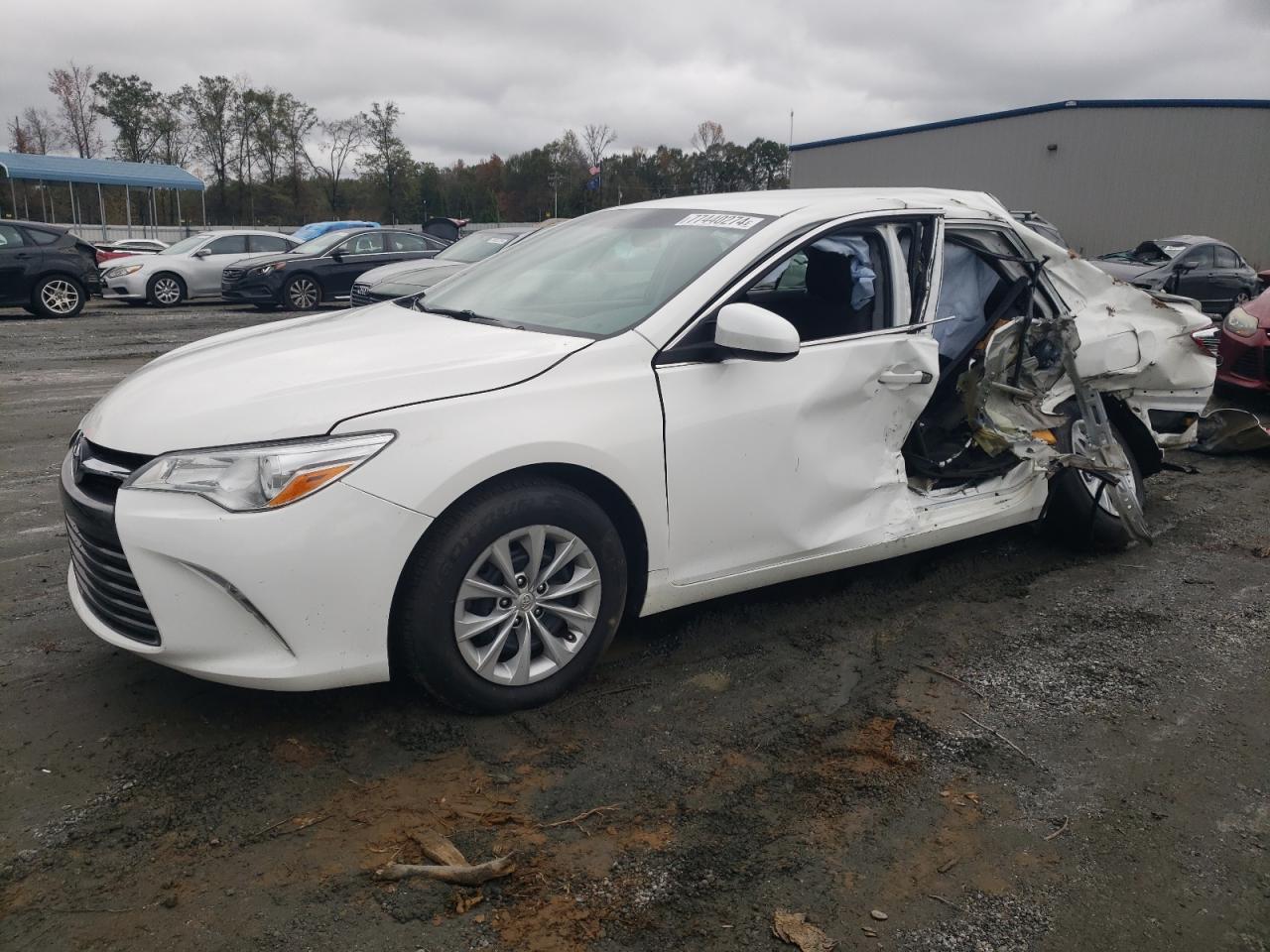 2015 Toyota Camry le LE