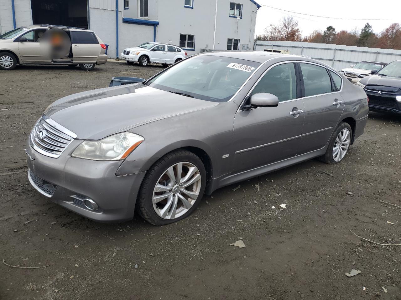 2009 Infiniti M35